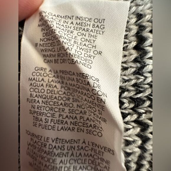 Cabi Women's Brown and White Plaid Classic Cardigan Size XS Slim Fit Cropped - Picture 9 of 11